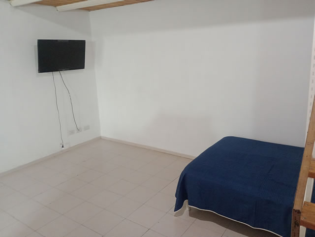 Smart TV y Wi-Fi en hospedaje económico en Trenque Lauquen